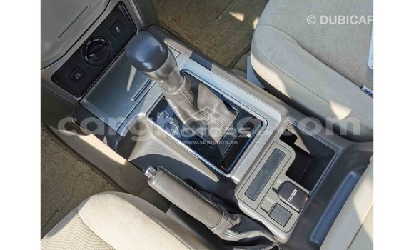 Sayi Imported Toyota Prado White Mota in Import - Dubai a Ashanti Sayi Imported Toyota Prado White Mota in Import - Dubai a Ashanti