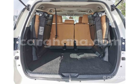 Ra Imported Toyota Fortuner funfun Ọkọ̀ in Import - Dubai ni Ashanti Ra Imported Toyota Fortuner funfun Ọkọ̀ in Import - Dubai ni Ashanti
