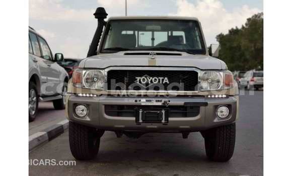 Sayi Imported Toyota Land Cruiser M Mota in Import - Dubai a Ashanti Sayi Imported Toyota Land Cruiser M Mota in Import - Dubai a Ashanti