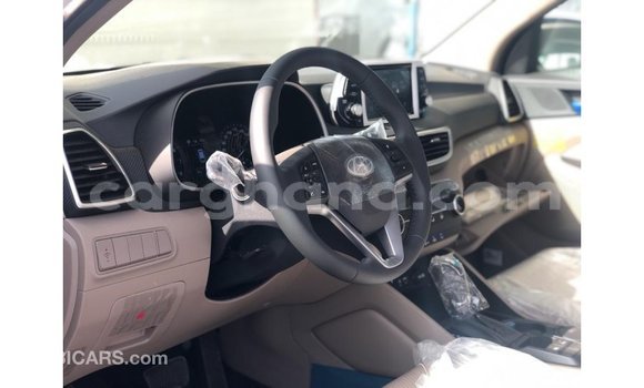Buy Import Hyundai Tucson White Car in Import - Dubai in Ashanti Buy Import Hyundai Tucson White Car in Import - Dubai in Ashanti