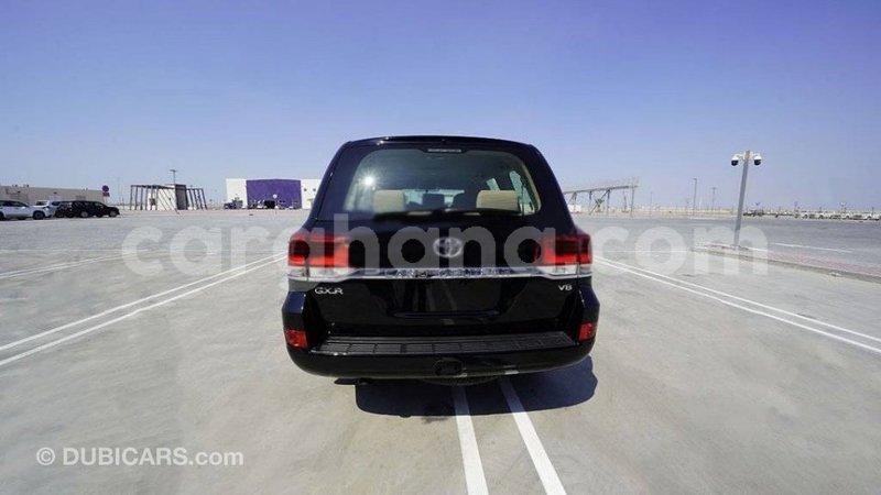 Big with watermark toyota land cruiser ashanti import dubai 20231