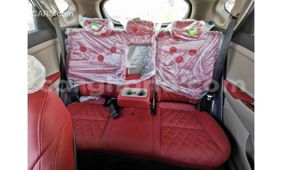 Sayi Imported Hyundai Tucson White Mota in Import - Dubai a Ashanti Sayi Imported Hyundai Tucson White Mota in Import - Dubai a Ashanti