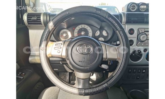 Ra Imported Toyota FJ Cruiser Black Ọkọ̀ in Import - Dubai ni Ashanti Ra Imported Toyota FJ Cruiser Black Ọkọ̀ in Import - Dubai ni Ashanti