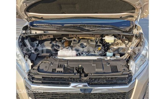 Buy Import Toyota Hiace Other Car in Import - Dubai in Ashanti Buy Import Toyota Hiace Other Car in Import - Dubai in Ashanti