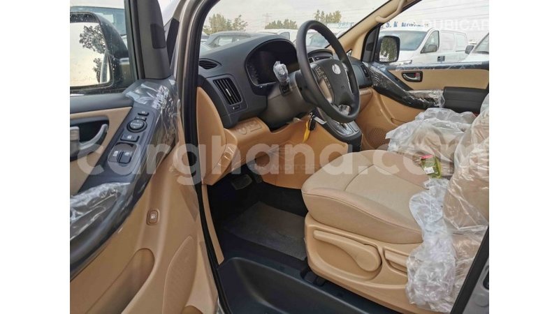 Big with watermark hyundai accent ashanti import dubai 20247