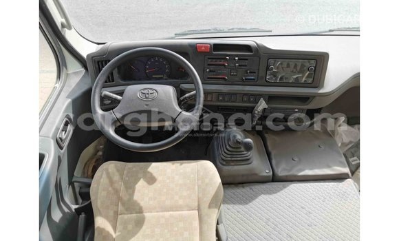 Ra Imported Toyota Coaster funfun Ọkọ̀ in Import - Dubai ni Ashanti Ra Imported Toyota Coaster funfun Ọkọ̀ in Import - Dubai ni Ashanti