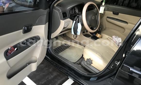 Sayi Na hannu Hyundai Accent Black Mota in Accra a Greater Accra Sayi Na hannu Hyundai Accent Black Mota in Accra a Greater Accra