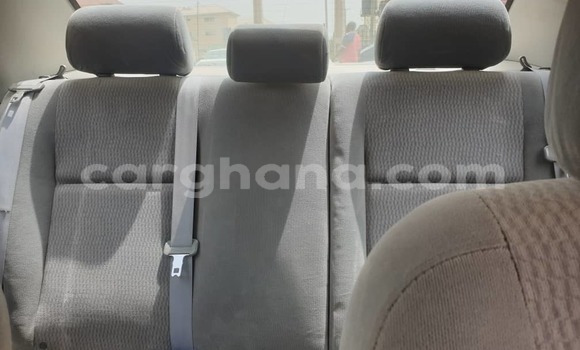 Sayi Na hannu Toyota Corolla Azurfa Mota in Sekondi a Yamma Sayi Na hannu Toyota Corolla Azurfa Mota in Sekondi a Yamma