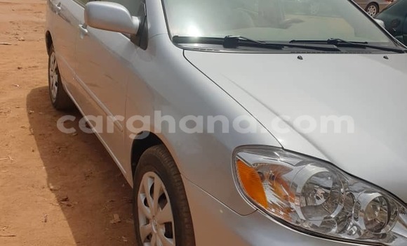 Sayi Na hannu Toyota Corolla Azurfa Mota in Sekondi a Yamma Sayi Na hannu Toyota Corolla Azurfa Mota in Sekondi a Yamma