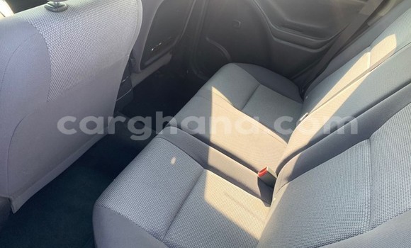 Ra Àlòkù Pontiac Vibe Blue Ọkọ̀ in Sekondi ni Oorun Ra Àlòkù Pontiac Vibe Blue Ọkọ̀ in Sekondi ni Oorun