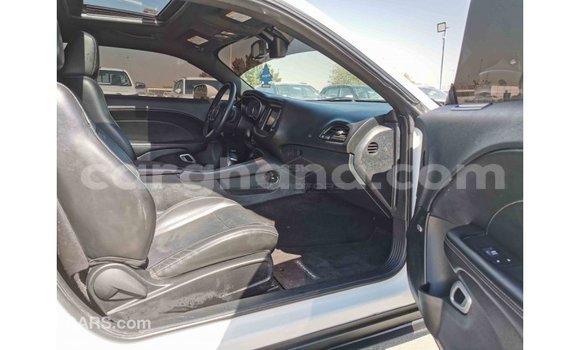 Sayi Imported Dodge Challenger White Mota in Import - Dubai a Ashanti Sayi Imported Dodge Challenger White Mota in Import - Dubai a Ashanti