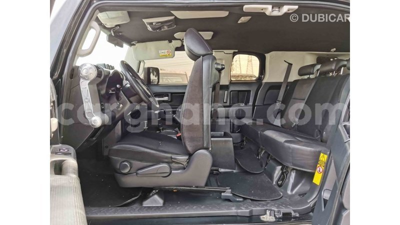 Big with watermark toyota fj cruiser ashanti import dubai 20269