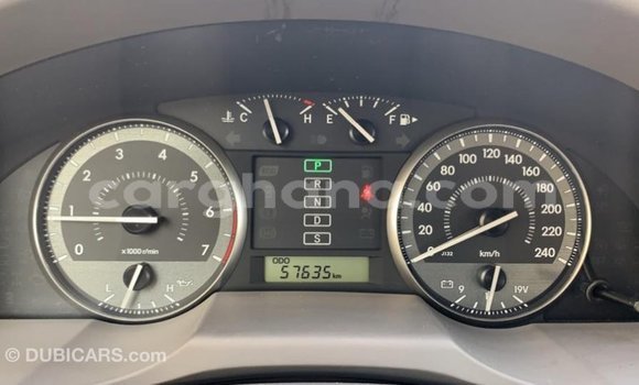 Sayi Imported Toyota Land Cruiser White Mota in Import - Dubai a Ashanti Sayi Imported Toyota Land Cruiser White Mota in Import - Dubai a Ashanti