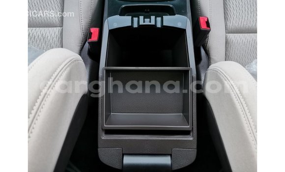 Sayi Imported Hyundai Santa Fe White Mota in Import - Dubai a Ashanti Sayi Imported Hyundai Santa Fe White Mota in Import - Dubai a Ashanti