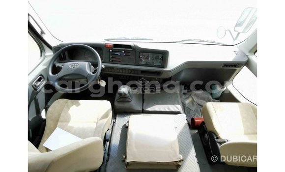 Buy Import Toyota Coaster White Car in Import - Dubai in Ashanti Buy Import Toyota Coaster White Car in Import - Dubai in Ashanti
