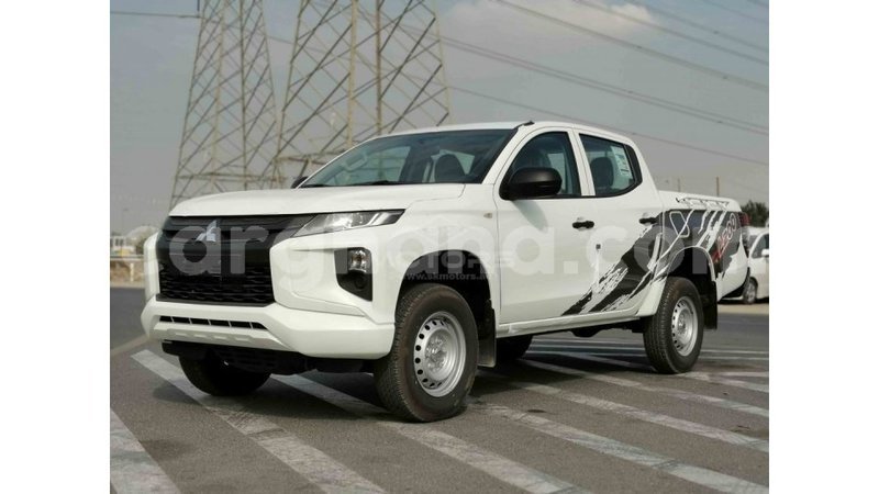 Big with watermark mitsubishi l200 ashanti import dubai 20331