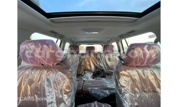 Ra Imported Toyota Land Cruiser funfun Ọkọ̀ in Import - Dubai ni Ashanti Ra Imported Toyota Land Cruiser funfun Ọkọ̀ in Import - Dubai ni Ashanti