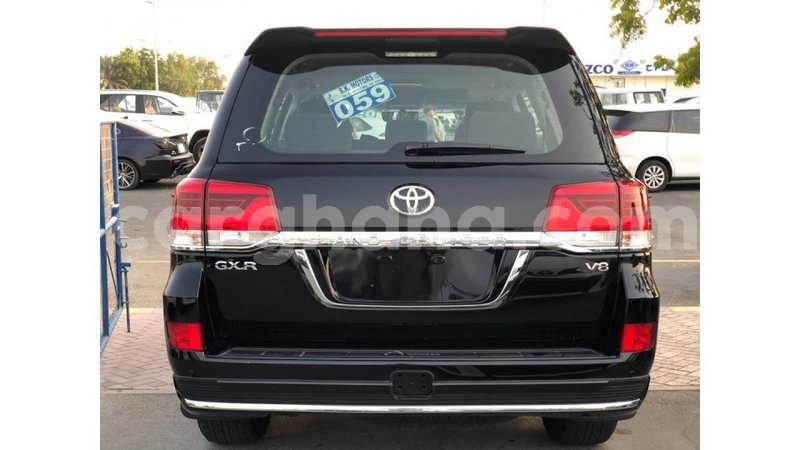 Big with watermark toyota land cruiser ashanti import dubai 20352