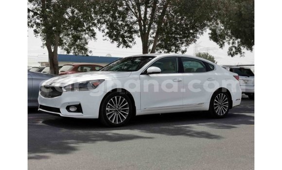 Sayi Imported Kia Cadenza White Mota in Import - Dubai a Ashanti Sayi Imported Kia Cadenza White Mota in Import - Dubai a Ashanti