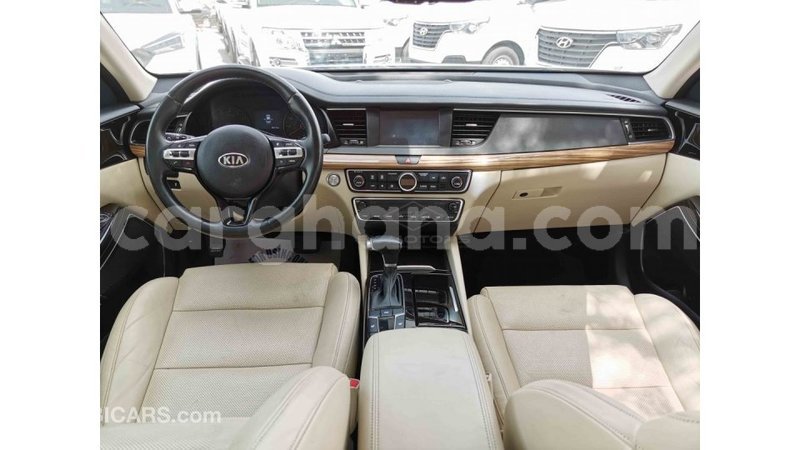 Big with watermark kia cadenza ashanti import dubai 20360