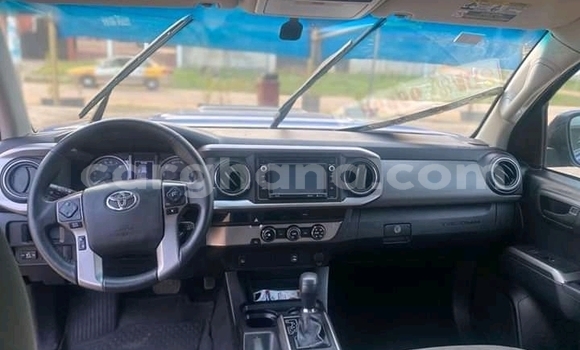 Ra Àlòkù Toyota Hilux Surf Miiran Ọkọ̀ in Accra ni Greater Accra Ra Àlòkù Toyota Hilux Surf Miiran Ọkọ̀ in Accra ni Greater Accra