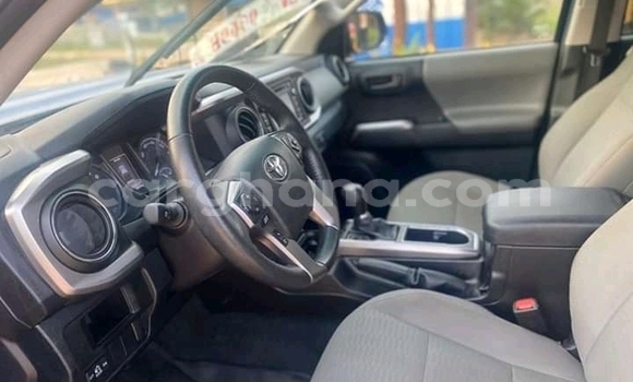 Ra Àlòkù Toyota Hilux Surf Miiran Ọkọ̀ in Accra ni Greater Accra Ra Àlòkù Toyota Hilux Surf Miiran Ọkọ̀ in Accra ni Greater Accra