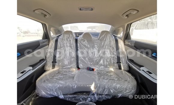 Ra Imported Kia Optima funfun Ọkọ̀ in Import - Dubai ni Ashanti Ra Imported Kia Optima funfun Ọkọ̀ in Import - Dubai ni Ashanti