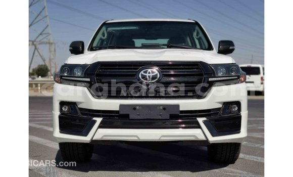 Ra Imported Toyota Land Cruiser funfun Ọkọ̀ in Import - Dubai ni Ashanti Ra Imported Toyota Land Cruiser funfun Ọkọ̀ in Import - Dubai ni Ashanti