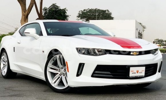 Ra Imported Chevrolet Camaro funfun Ọkọ̀ in Import - Dubai ni Ashanti Ra Imported Chevrolet Camaro funfun Ọkọ̀ in Import - Dubai ni Ashanti