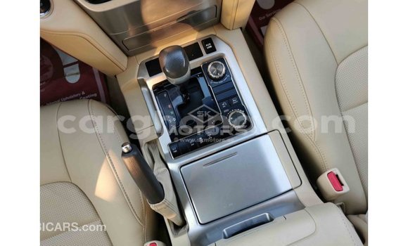 Buy Import Toyota Land Cruiser White Car in Import - Dubai in Ashanti Buy Import Toyota Land Cruiser White Car in Import - Dubai in Ashanti
