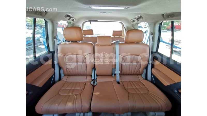 Big with watermark toyota land cruiser ashanti import dubai 20426