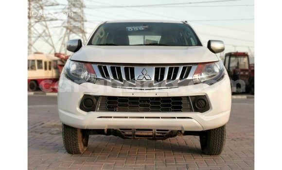 Buy Import Mitsubishi L200 White Car in Import - Dubai in Ashanti Buy Import Mitsubishi L200 White Car in Import - Dubai in Ashanti