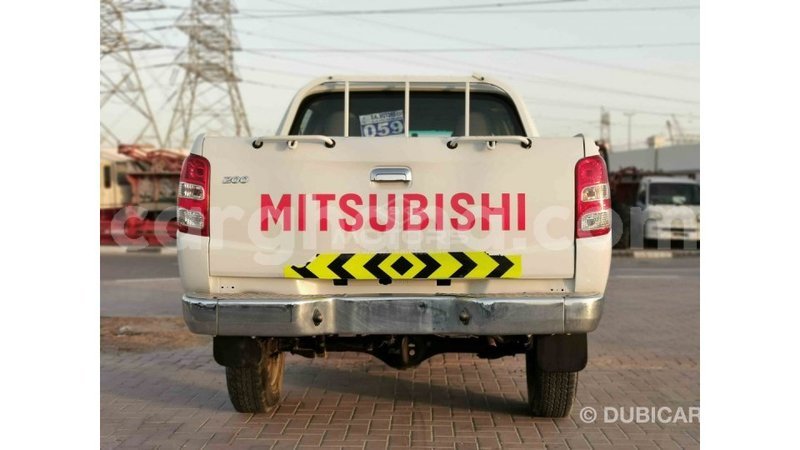 Big with watermark mitsubishi l200 ashanti import dubai 20431