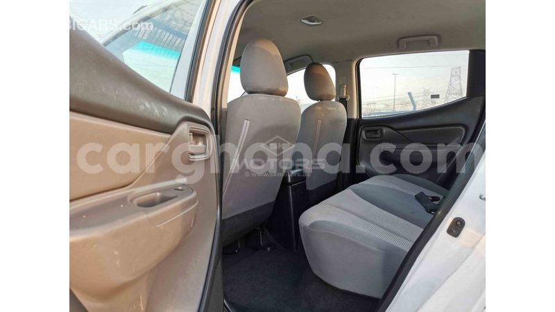 Big with watermark mitsubishi l200 ashanti import dubai 20431