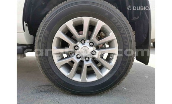 Buy Import Toyota Prado White Car in Import - Dubai in Ashanti Buy Import Toyota Prado White Car in Import - Dubai in Ashanti