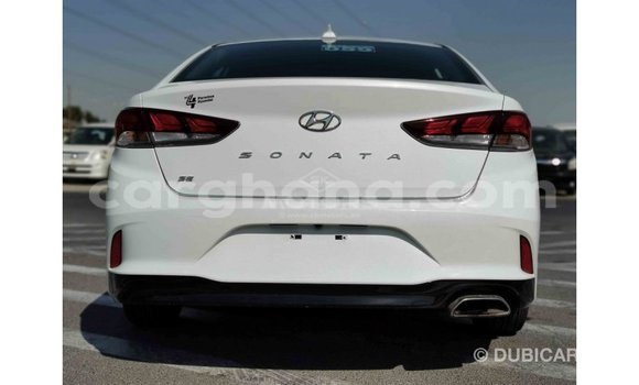 Ra Imported Hyundai Sonata funfun Ọkọ̀ in Import - Dubai ni Ashanti Ra Imported Hyundai Sonata funfun Ọkọ̀ in Import - Dubai ni Ashanti