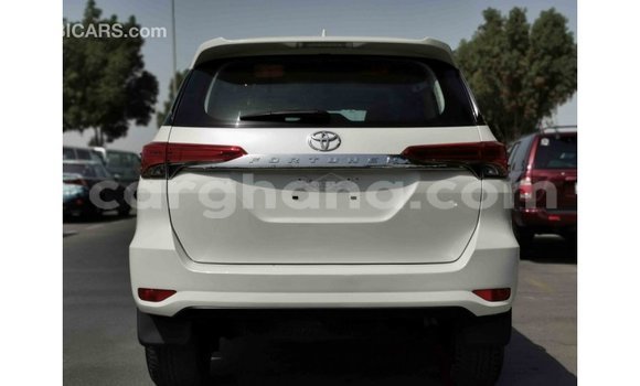 Buy Import Toyota Fortuner White Car in Import - Dubai in Ashanti Buy Import Toyota Fortuner White Car in Import - Dubai in Ashanti