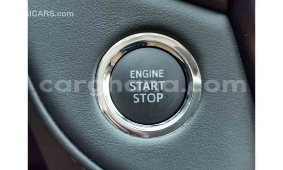 Sayi Imported Toyota Land Cruiser White Mota in Import - Dubai a Ashanti Sayi Imported Toyota Land Cruiser White Mota in Import - Dubai a Ashanti