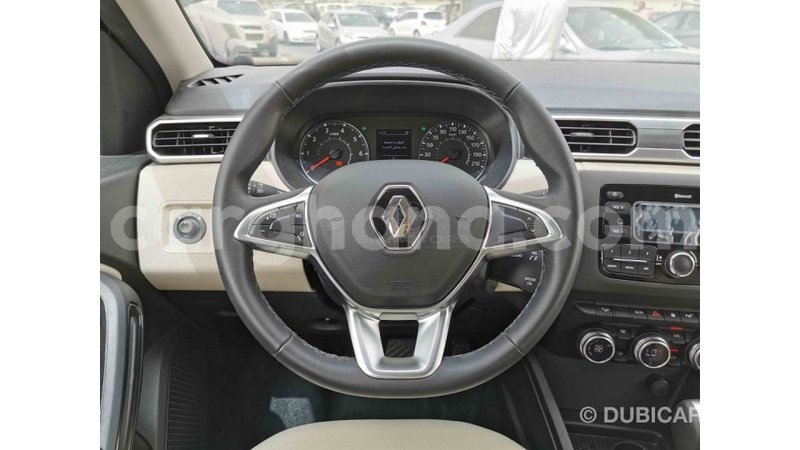 Big with watermark renault duster ashanti import dubai 20468