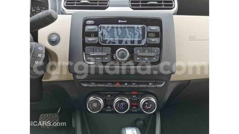 Big with watermark renault duster ashanti import dubai 20468