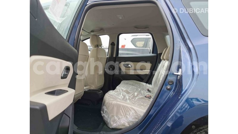 Big with watermark renault duster ashanti import dubai 20468