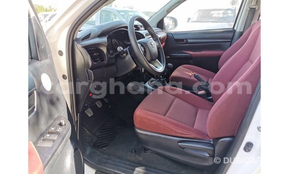 Buy Import Toyota Hilux White Car in Import - Dubai in Ashanti Buy Import Toyota Hilux White Car in Import - Dubai in Ashanti