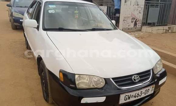 Ra Àlòkù Toyota Corolla funfun Ọkọ̀ in Sekondi ni Oorun Ra Àlòkù Toyota Corolla funfun Ọkọ̀ in Sekondi ni Oorun