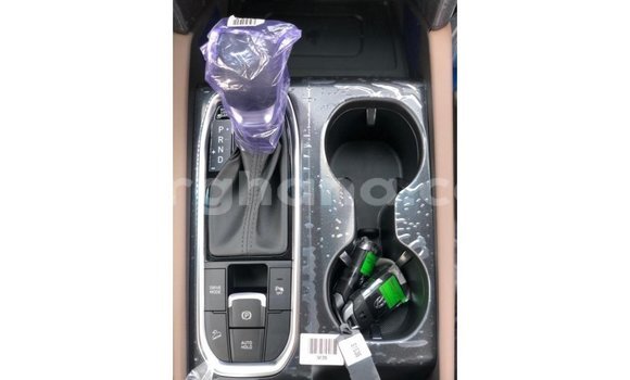 Ra Imported Hyundai Santa Fe funfun Ọkọ̀ in Import - Dubai ni Ashanti Ra Imported Hyundai Santa Fe funfun Ọkọ̀ in Import - Dubai ni Ashanti