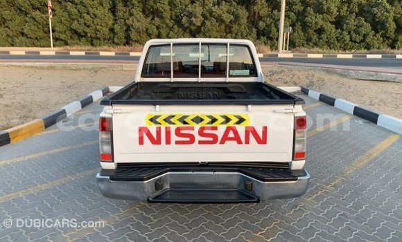 Sayi Imported Nissan Pickup White Mota in Import - Dubai a Ashanti Sayi Imported Nissan Pickup White Mota in Import - Dubai a Ashanti