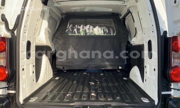 Buy Import Peugeot Partner White Car in Import - Dubai in Ashanti Buy Import Peugeot Partner White Car in Import - Dubai in Ashanti