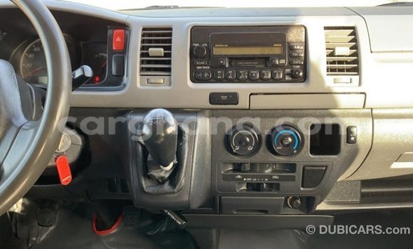 Ra Imported Toyota Hiace funfun Ọkọ̀ in Import - Dubai ni Ashanti Ra Imported Toyota Hiace funfun Ọkọ̀ in Import - Dubai ni Ashanti