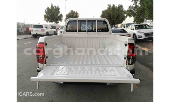 Buy Import Toyota Hilux White Car in Import - Dubai in Ashanti Buy Import Toyota Hilux White Car in Import - Dubai in Ashanti