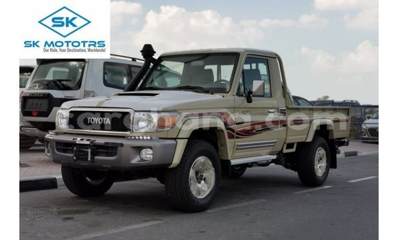 Sayi Imported Toyota Land Cruiser M Mota in Import - Dubai a Ashanti Sayi Imported Toyota Land Cruiser M Mota in Import - Dubai a Ashanti