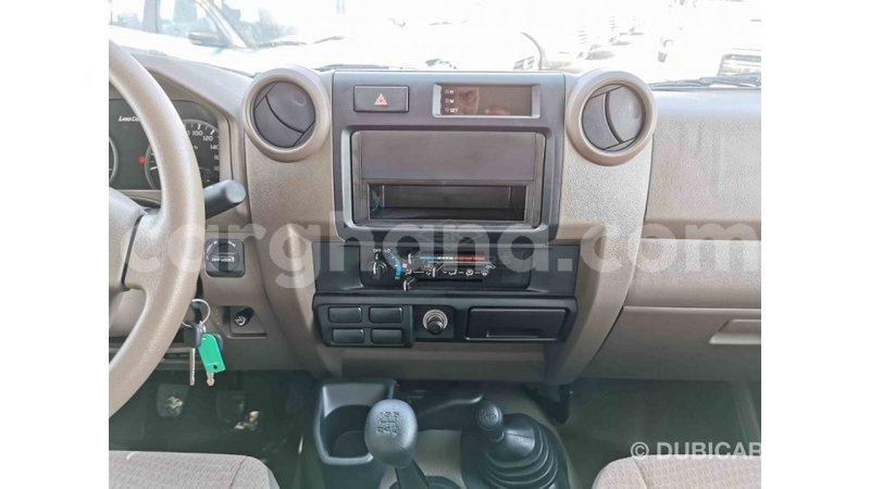 Big with watermark toyota land cruiser ashanti import dubai 20645